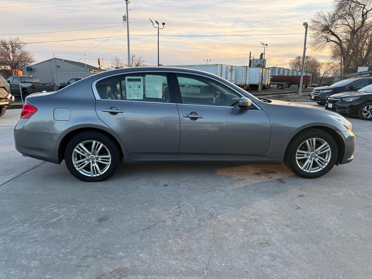 Infiniti G Sedan 37x AWD 2012