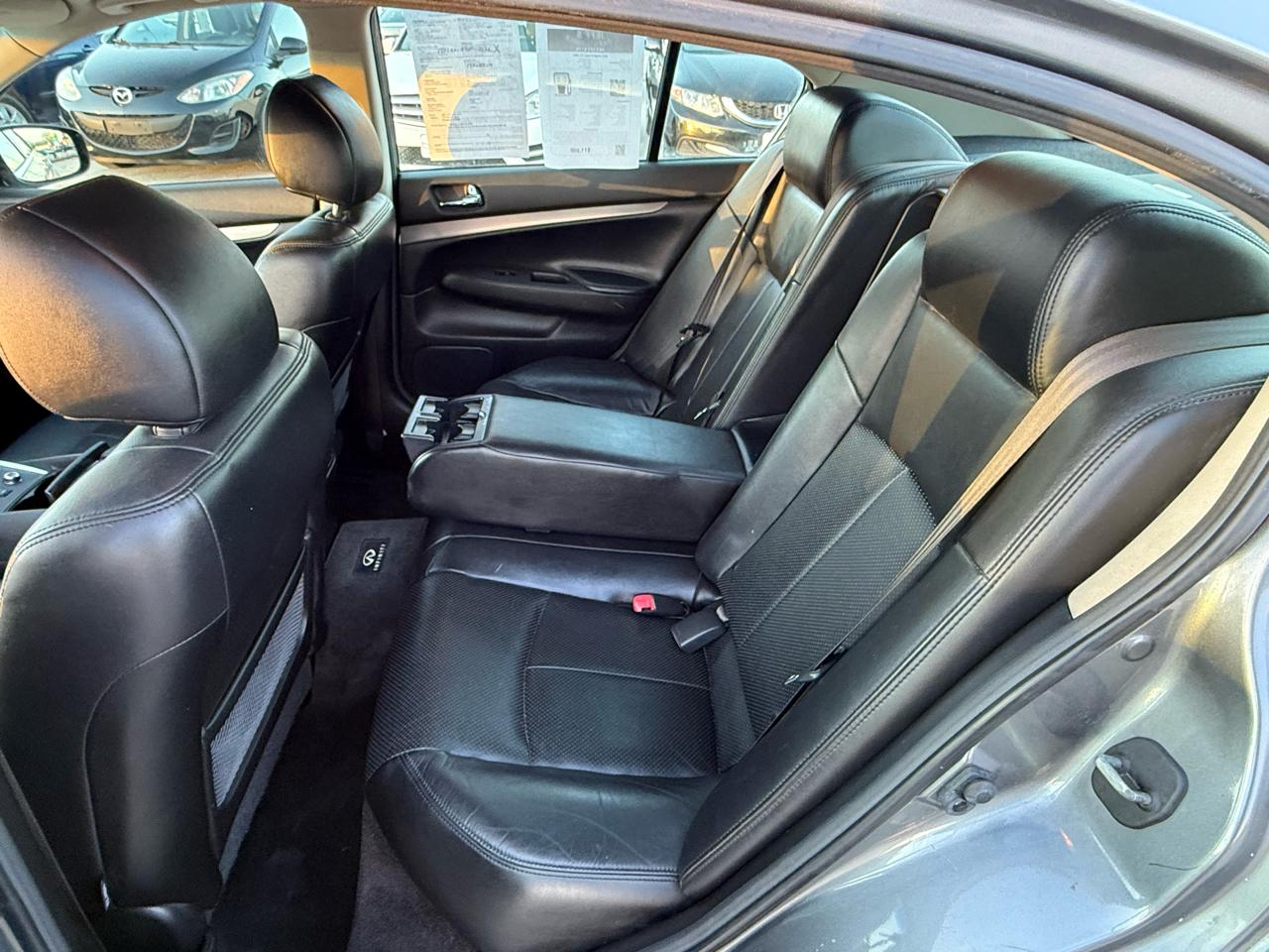 Infiniti G Sedan 37x AWD 2012