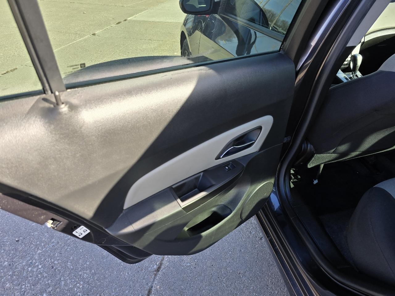 Chevrolet Cruze LS Auto 2014