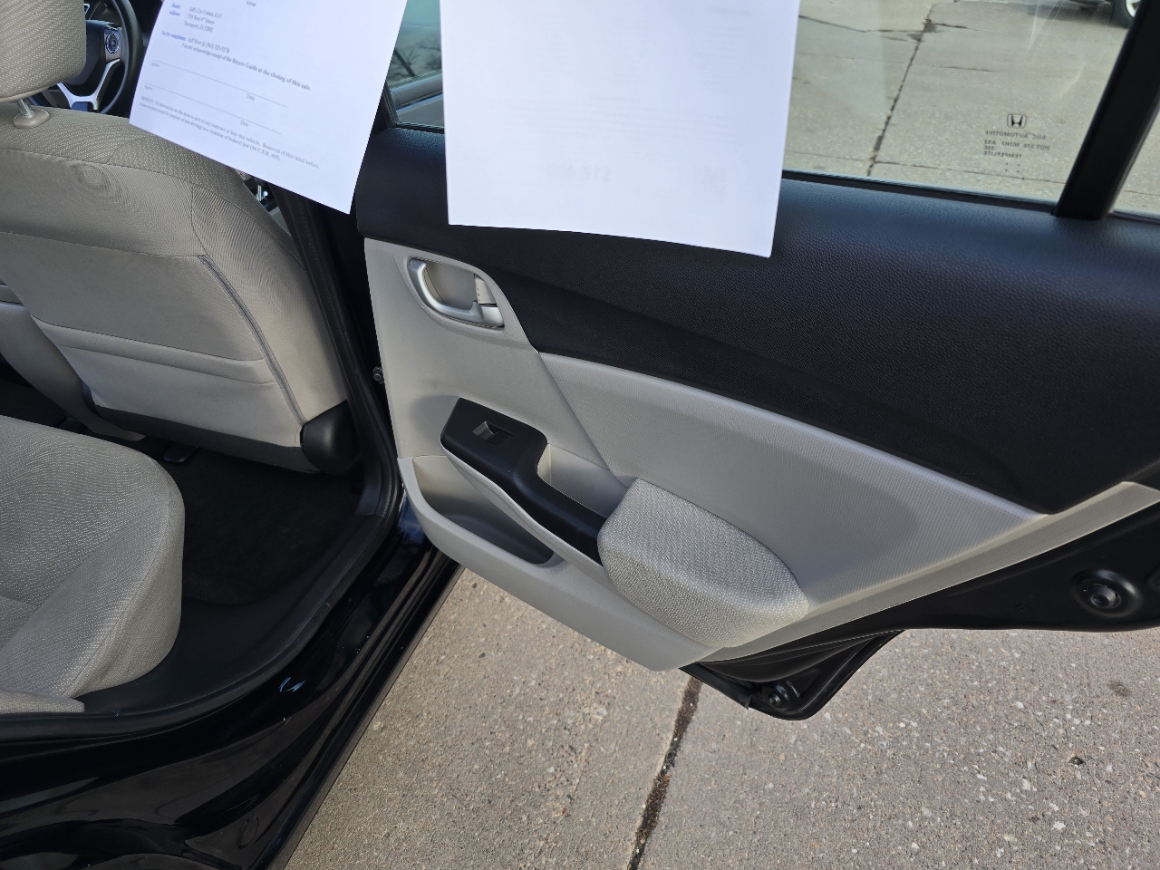 Honda Civic LX Sedan 5-Speed AT 2013