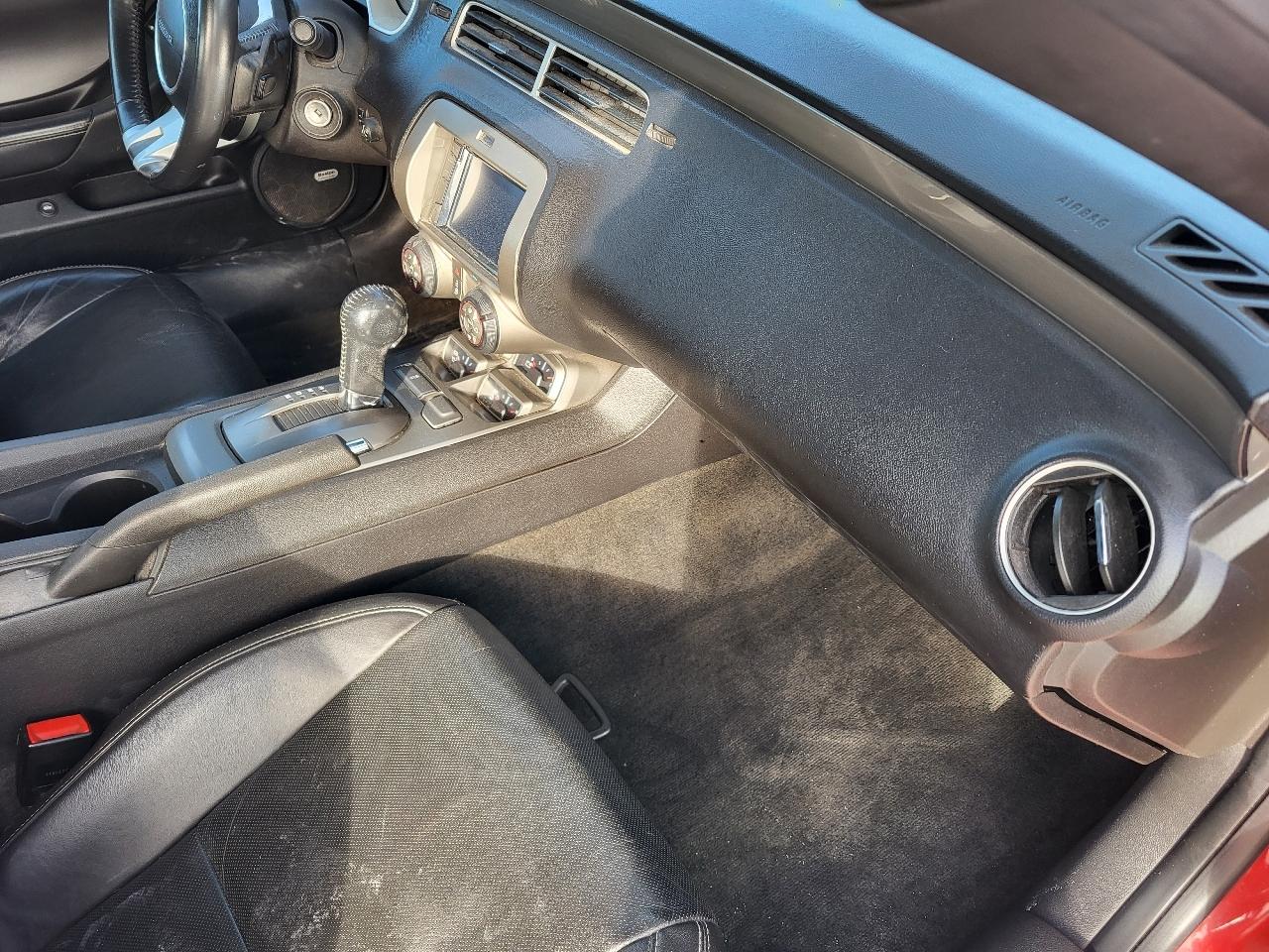 Chevrolet Camaro 2LT Coupe 2011