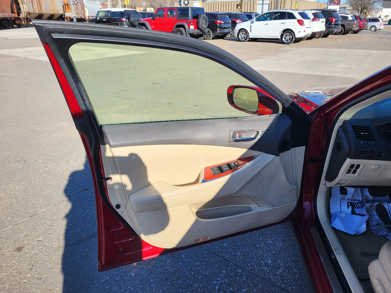 Lexus ES 350 Sedan 2012