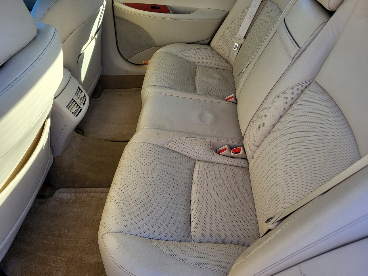 Lexus ES 350 Sedan 2012