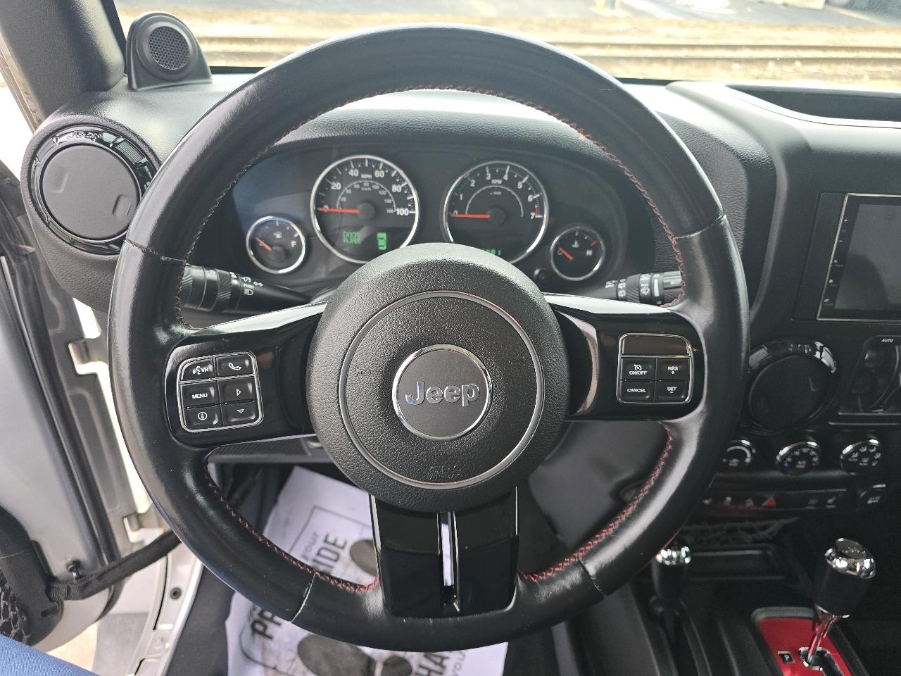 Jeep Wrangler Unlimited Sahara 4WD 2012