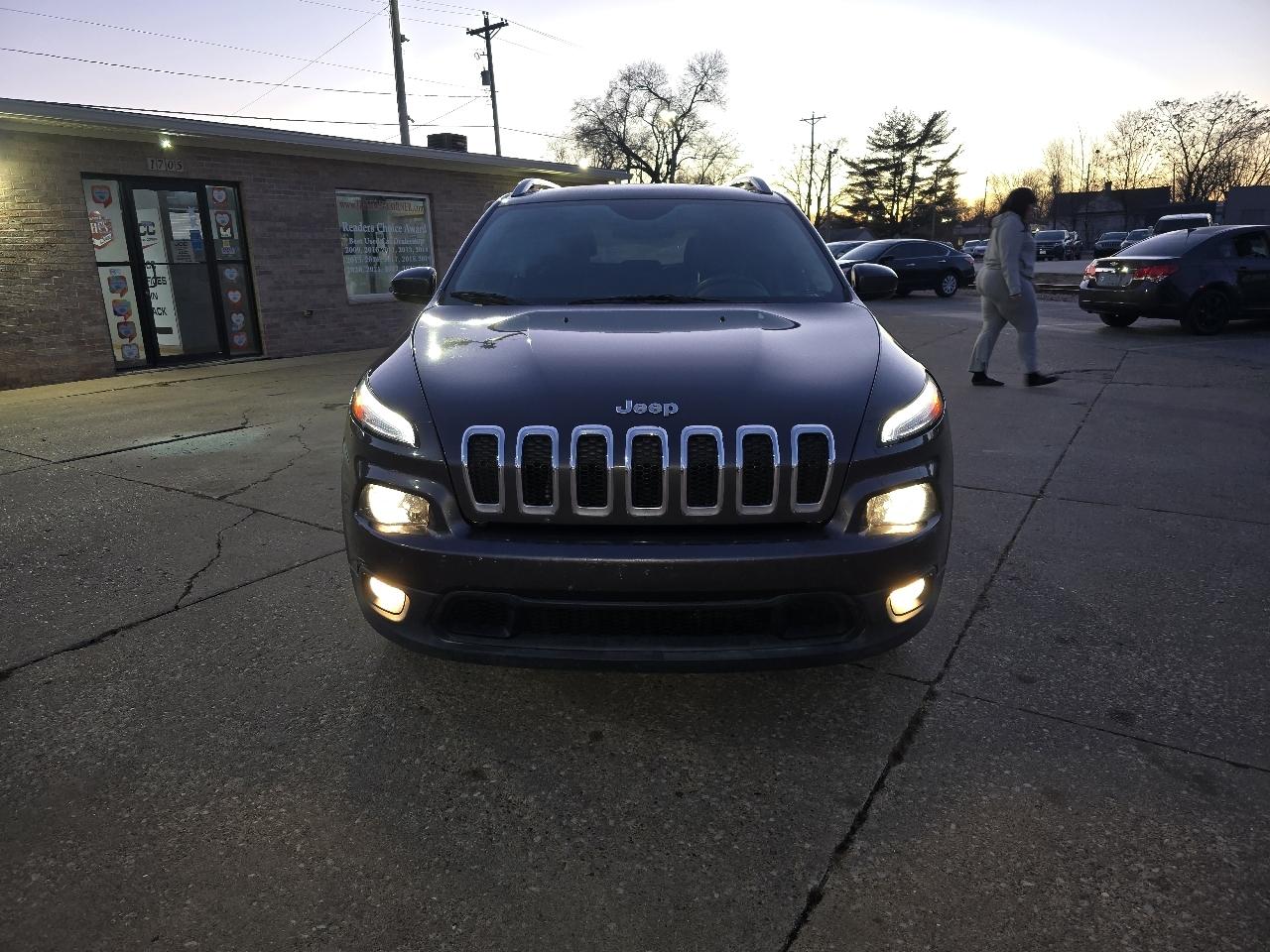 Jeep Cherokee Latitude 4WD 2016