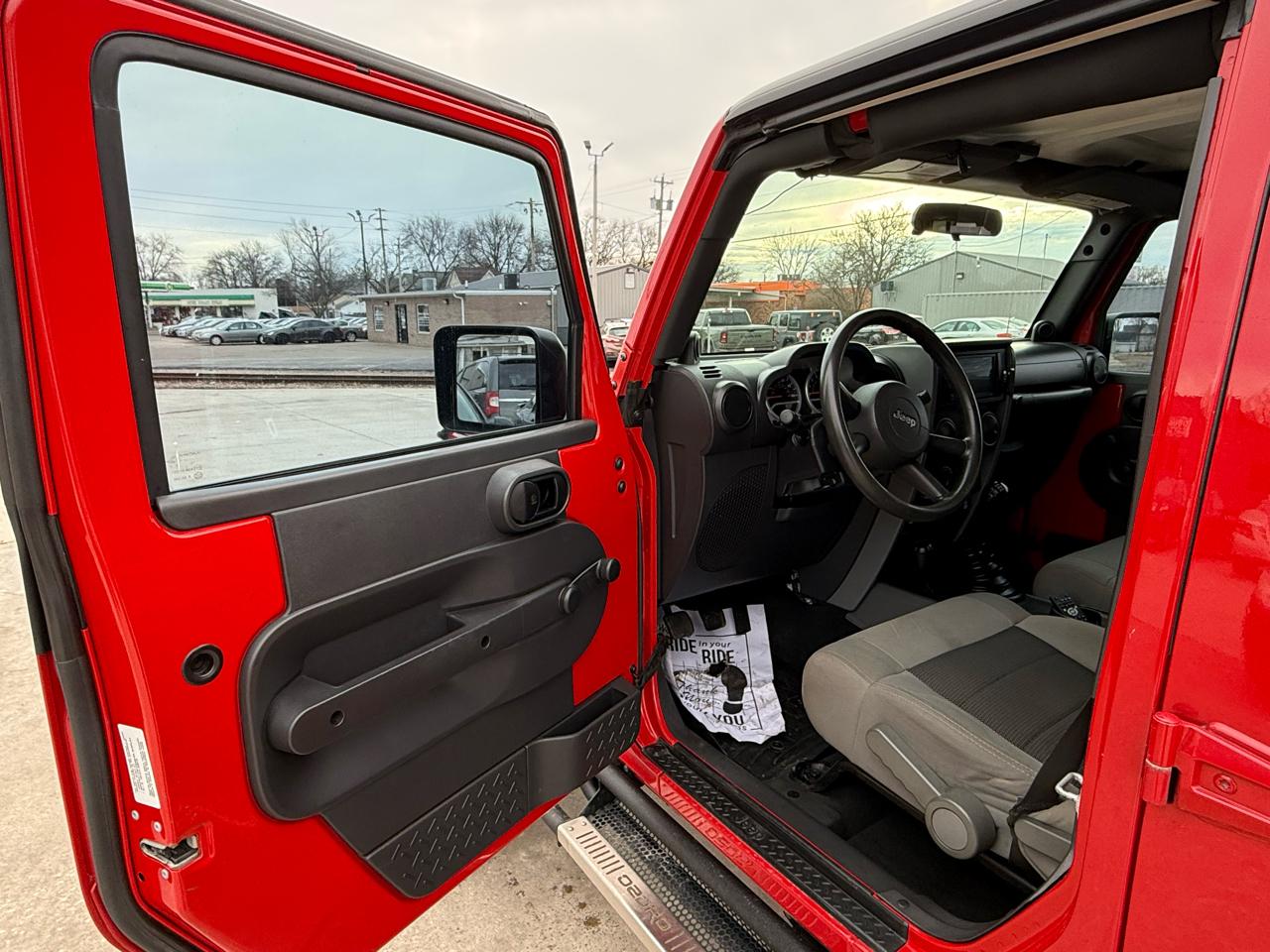 Jeep Wrangler Unlimited Sport 4WD 2010