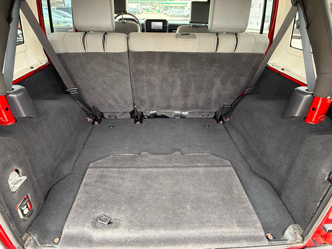 Jeep Wrangler Unlimited Sport 4WD 2010