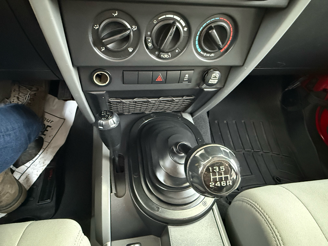 Jeep Wrangler Unlimited Sport 4WD 2010