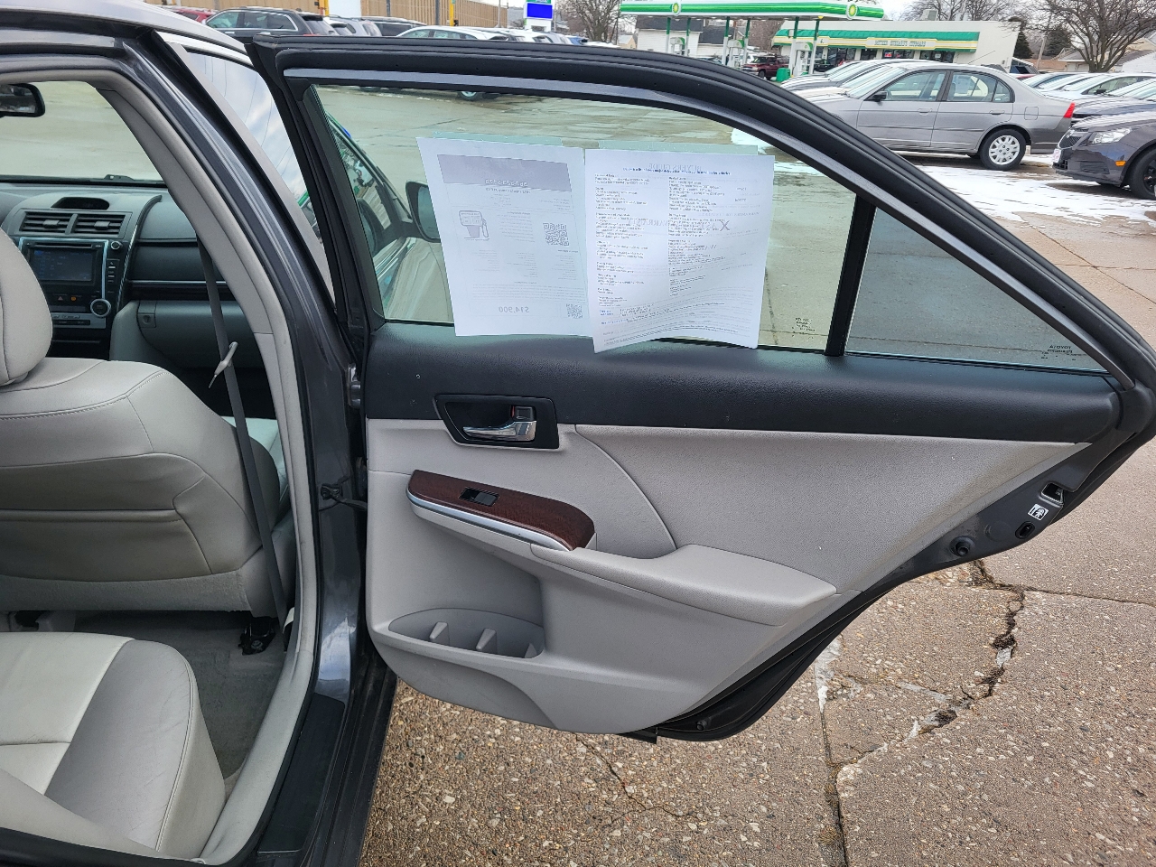 Toyota Camry XLE V6 2012