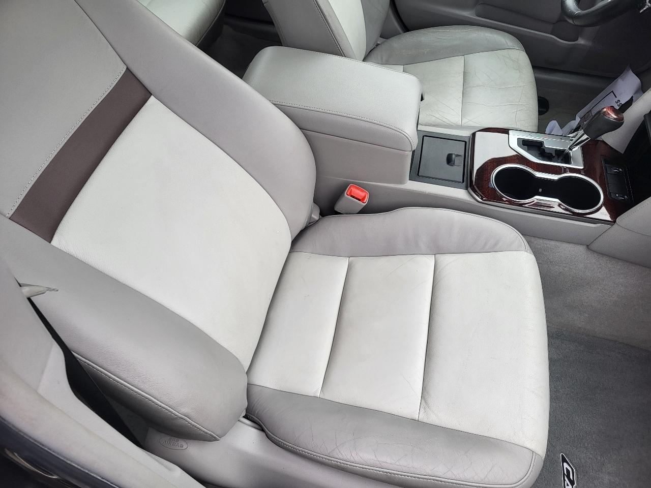 Toyota Camry XLE V6 2012