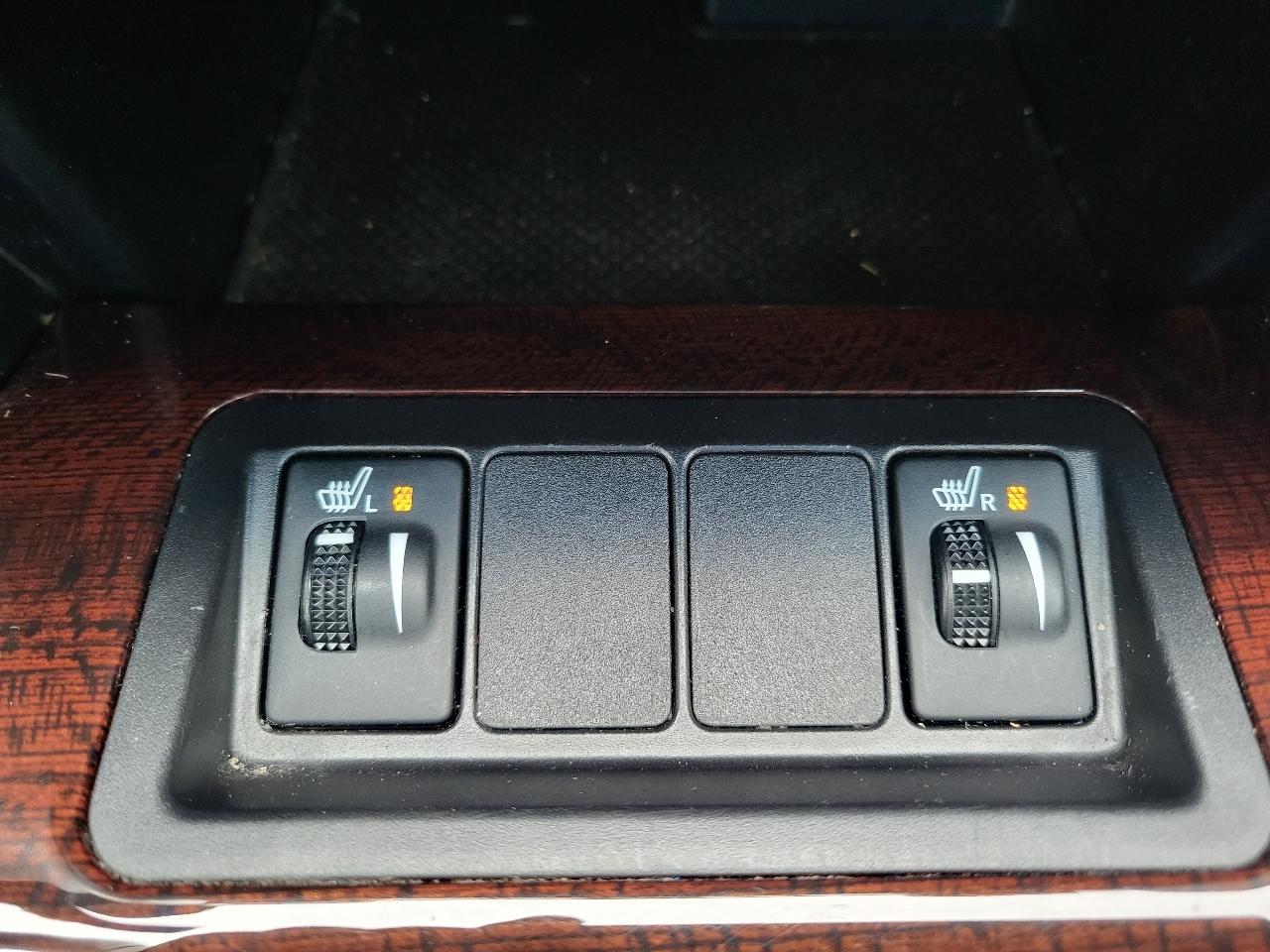 Toyota Camry XLE V6 2012