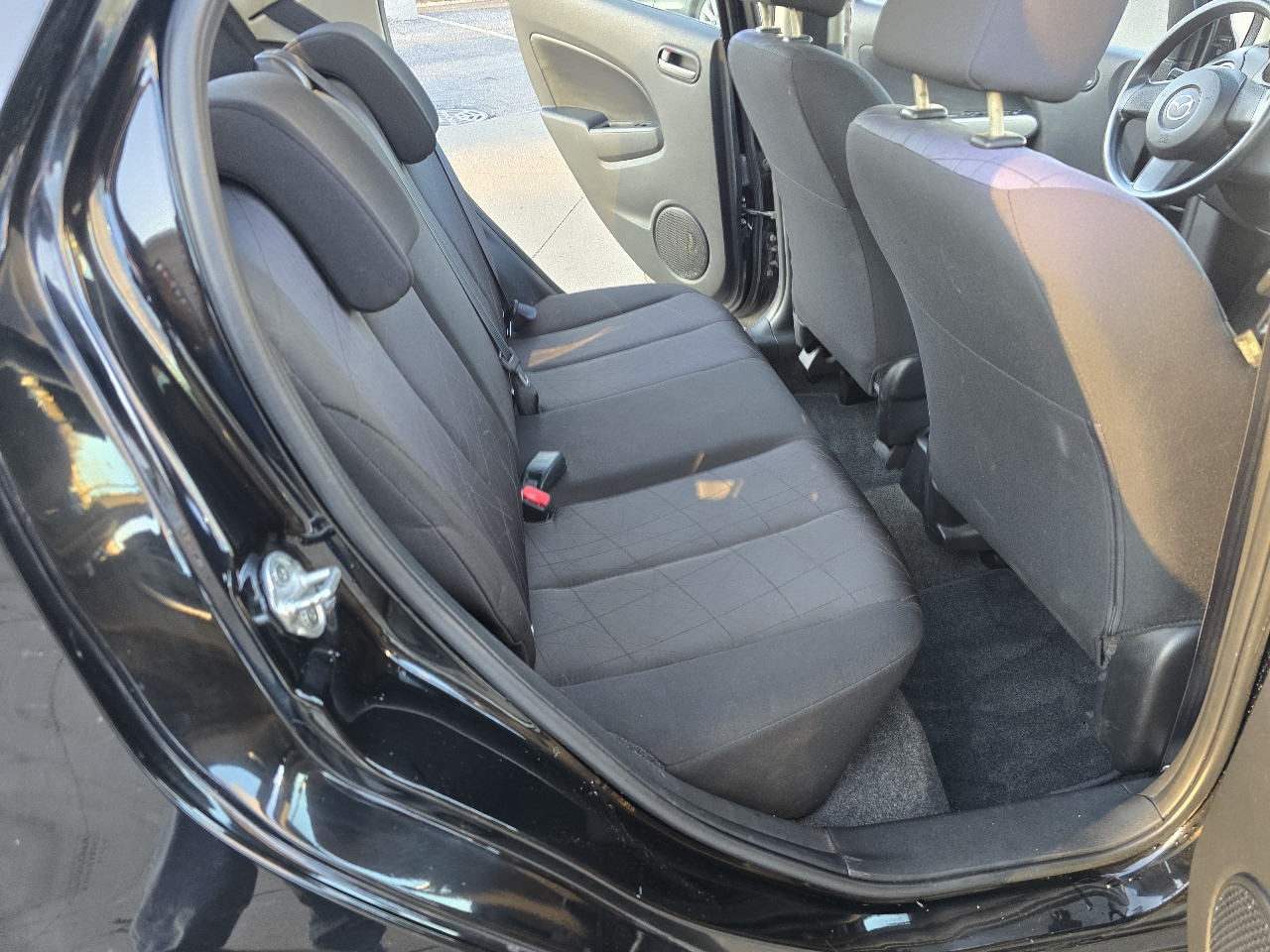 Mazda MAZDA2 Sport 2012