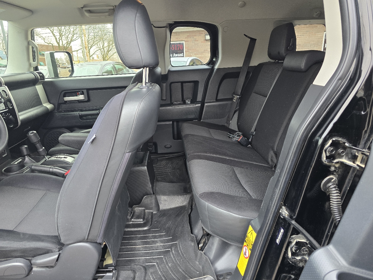 Toyota FJ Cruiser 4WD AT 2013