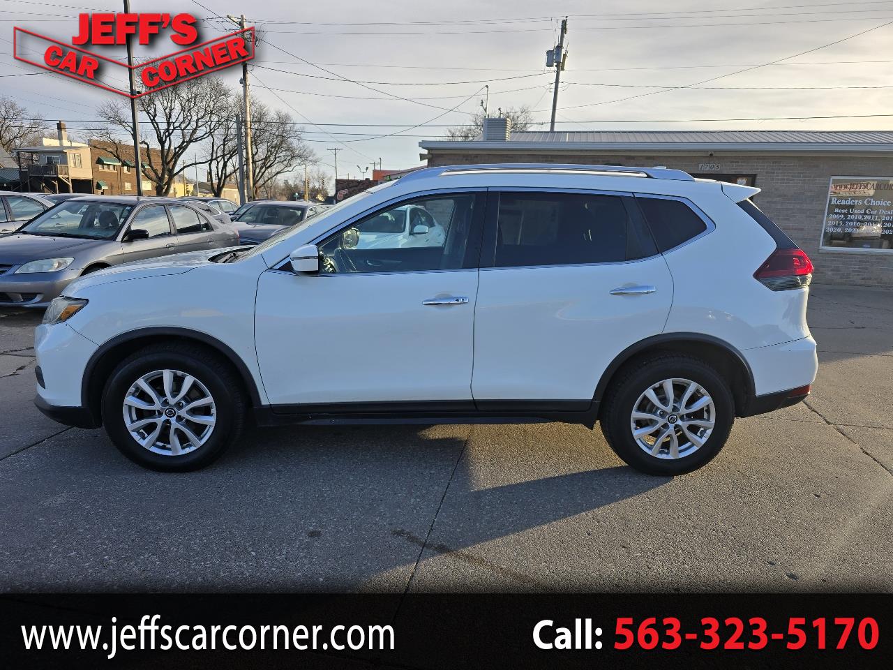2018 Nissan Rogue SV FWD