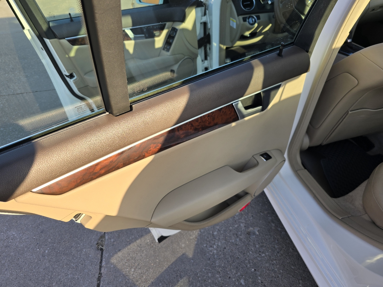 Mercedes-Benz C-Class C300 4MATIC Sport Sedan 2013