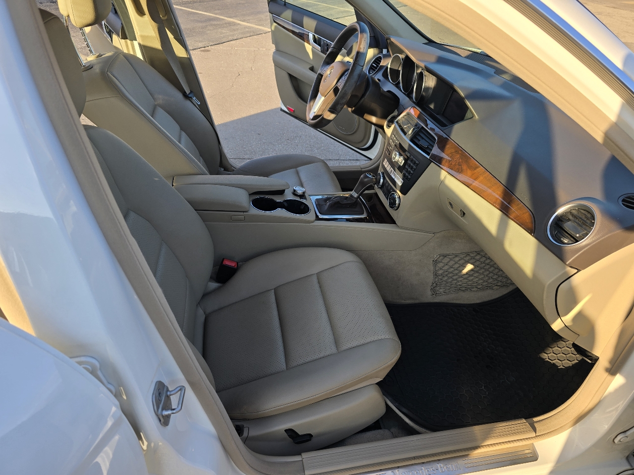 Mercedes-Benz C-Class C300 4MATIC Sport Sedan 2013