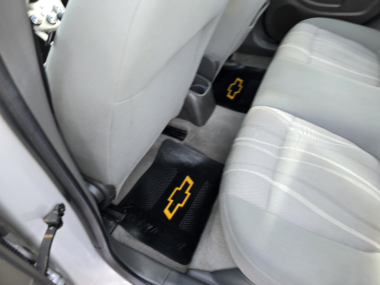 Chevrolet Sonic 1LT 5-Door 2012