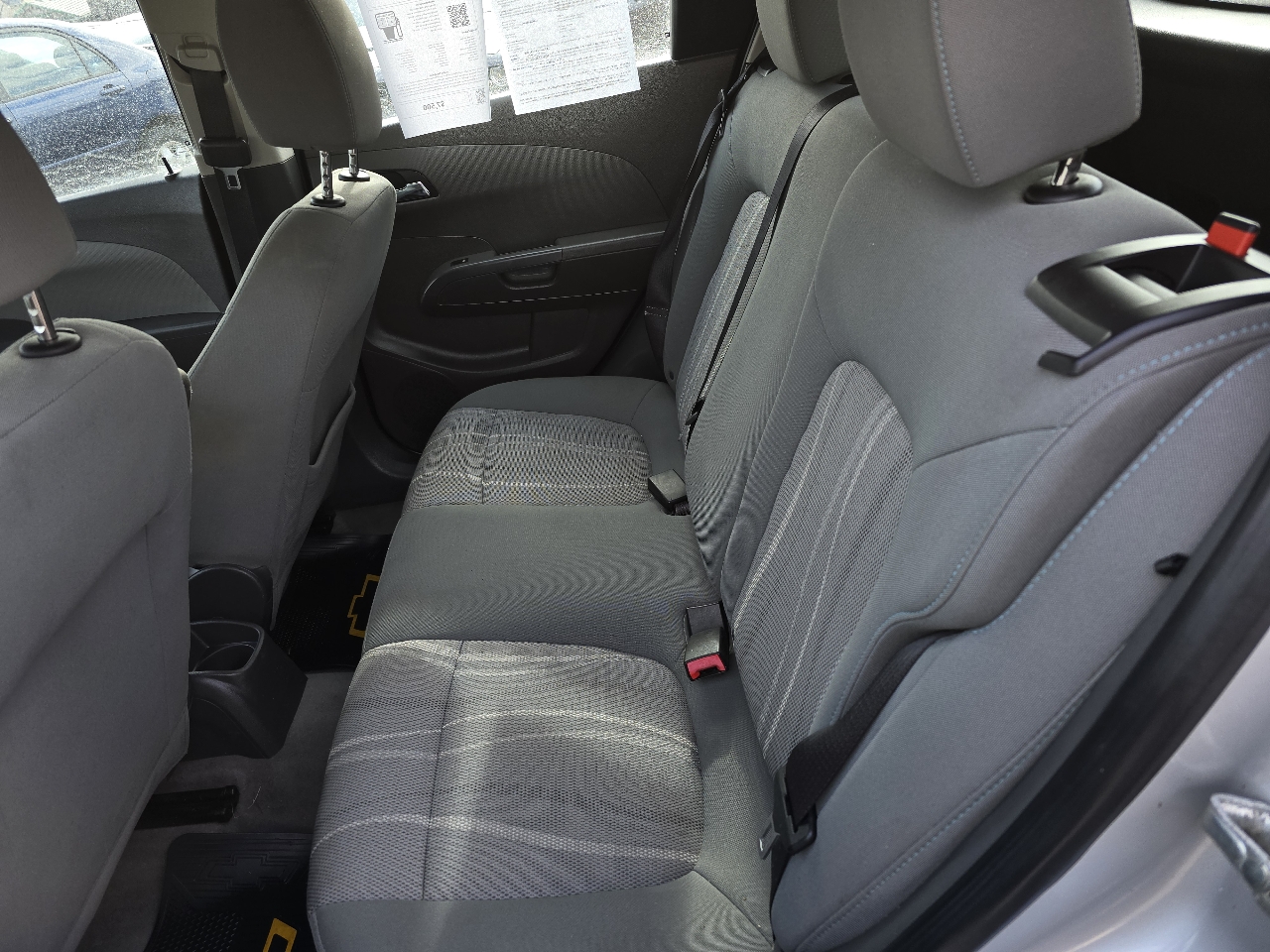 Chevrolet Sonic 1LT 5-Door 2012