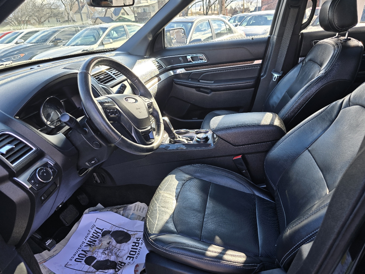 Ford Explorer Limited 4WD 2017