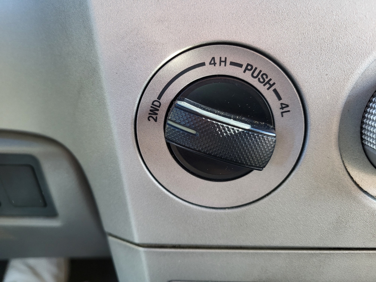 Toyota Tundra SR5 Double Cab LB 4WD 2007