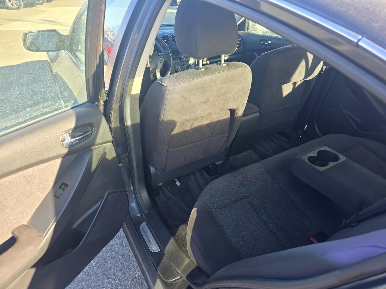 Nissan Altima 2.5 S 2010