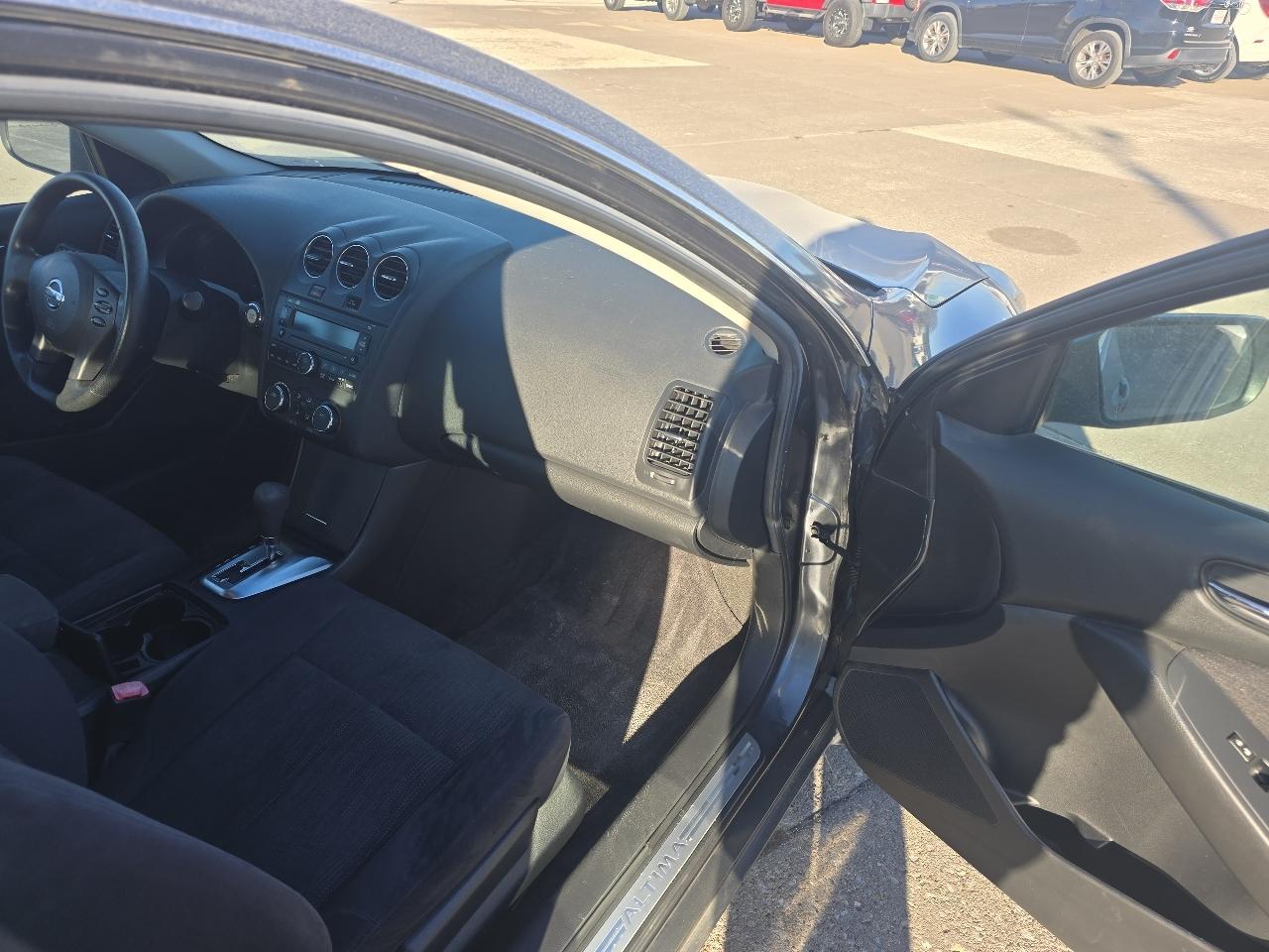 Nissan Altima 2.5 S 2010