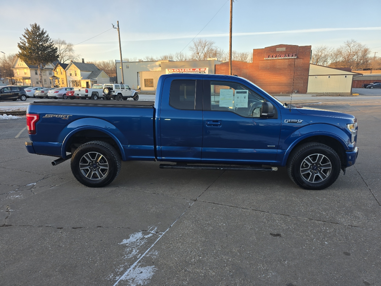 Ford F-150 4WD SuperCab 145" XLT 2017