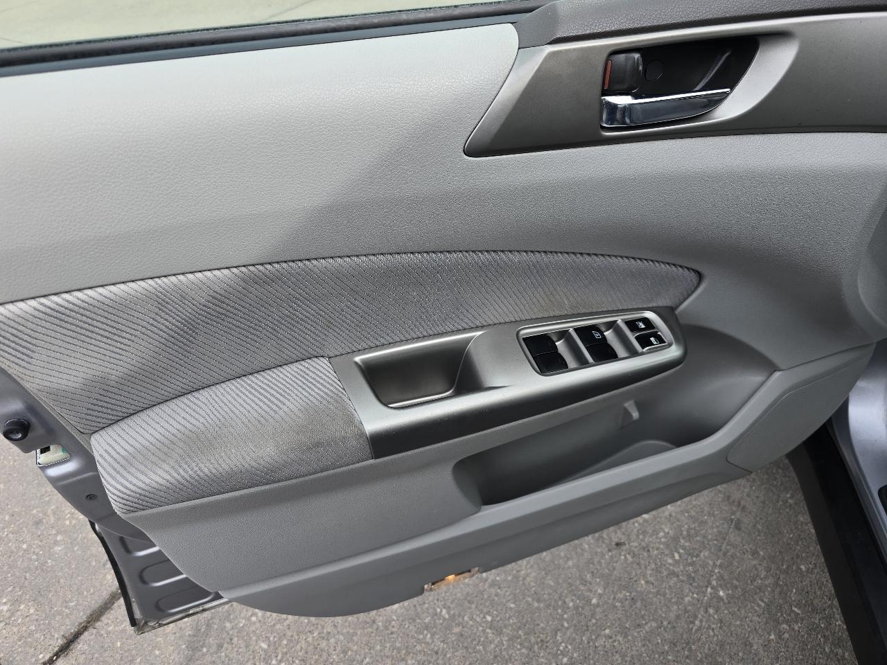 Subaru Forester 2.5X Premium 2009