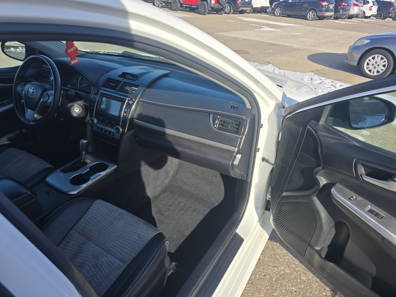 Toyota Camry SE 2012