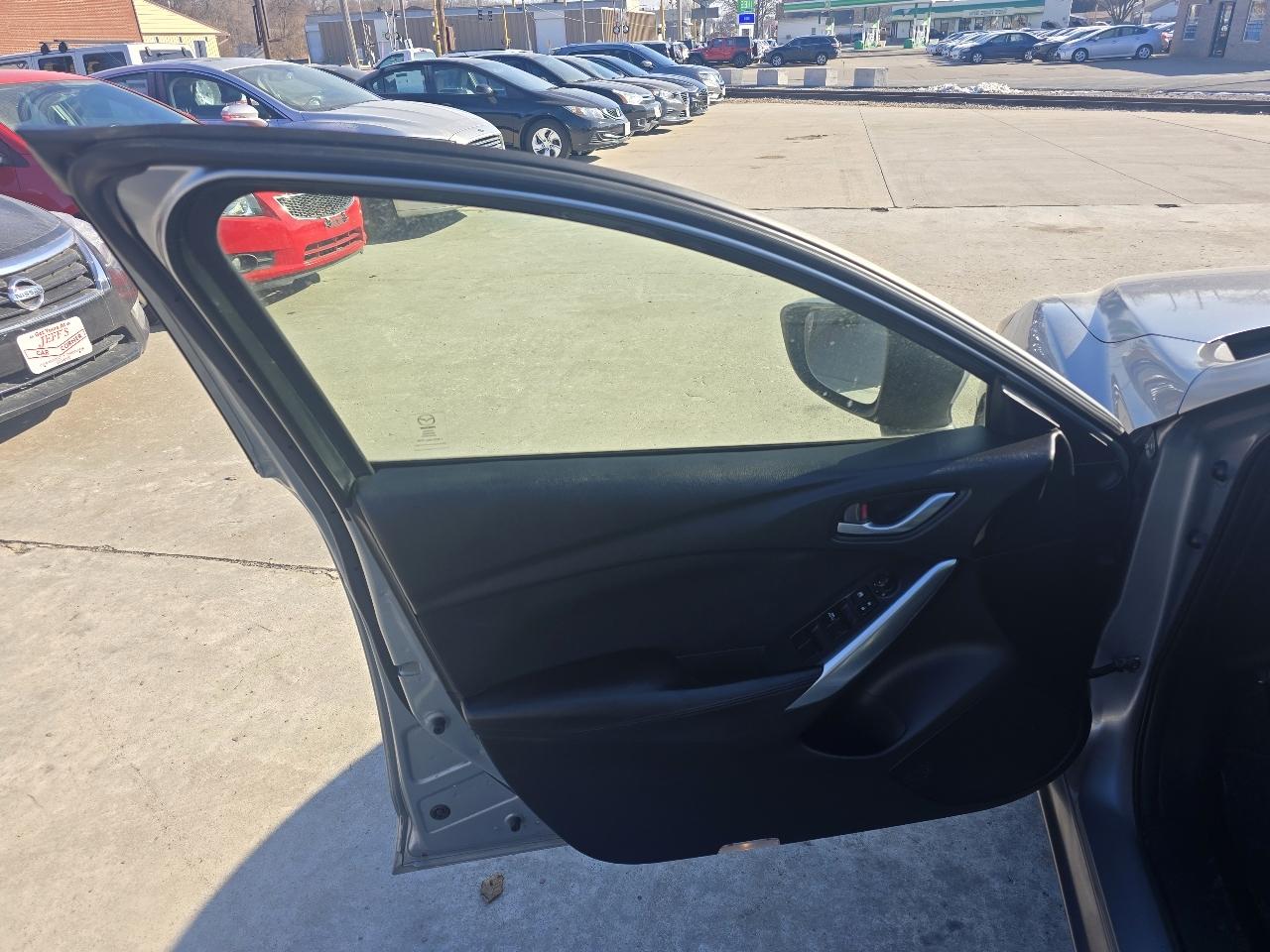 Mazda MAZDA6 i Sport AT 2014