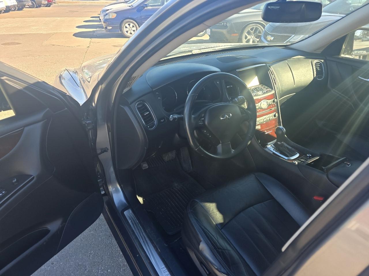 Infiniti QX50 Journey AWD 2014