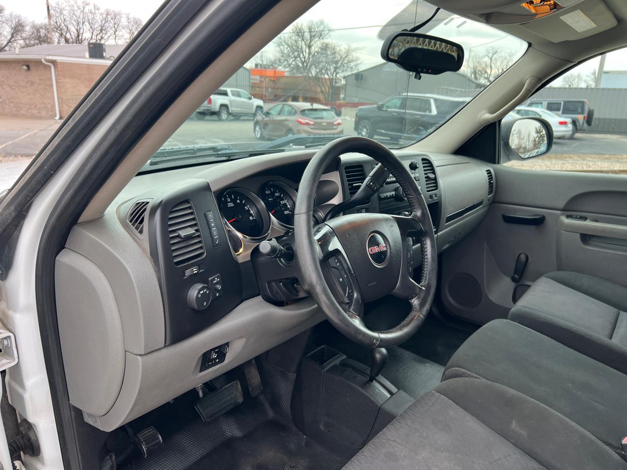 GMC Sierra 2500HD Work Truck Long Box 4WD 2014