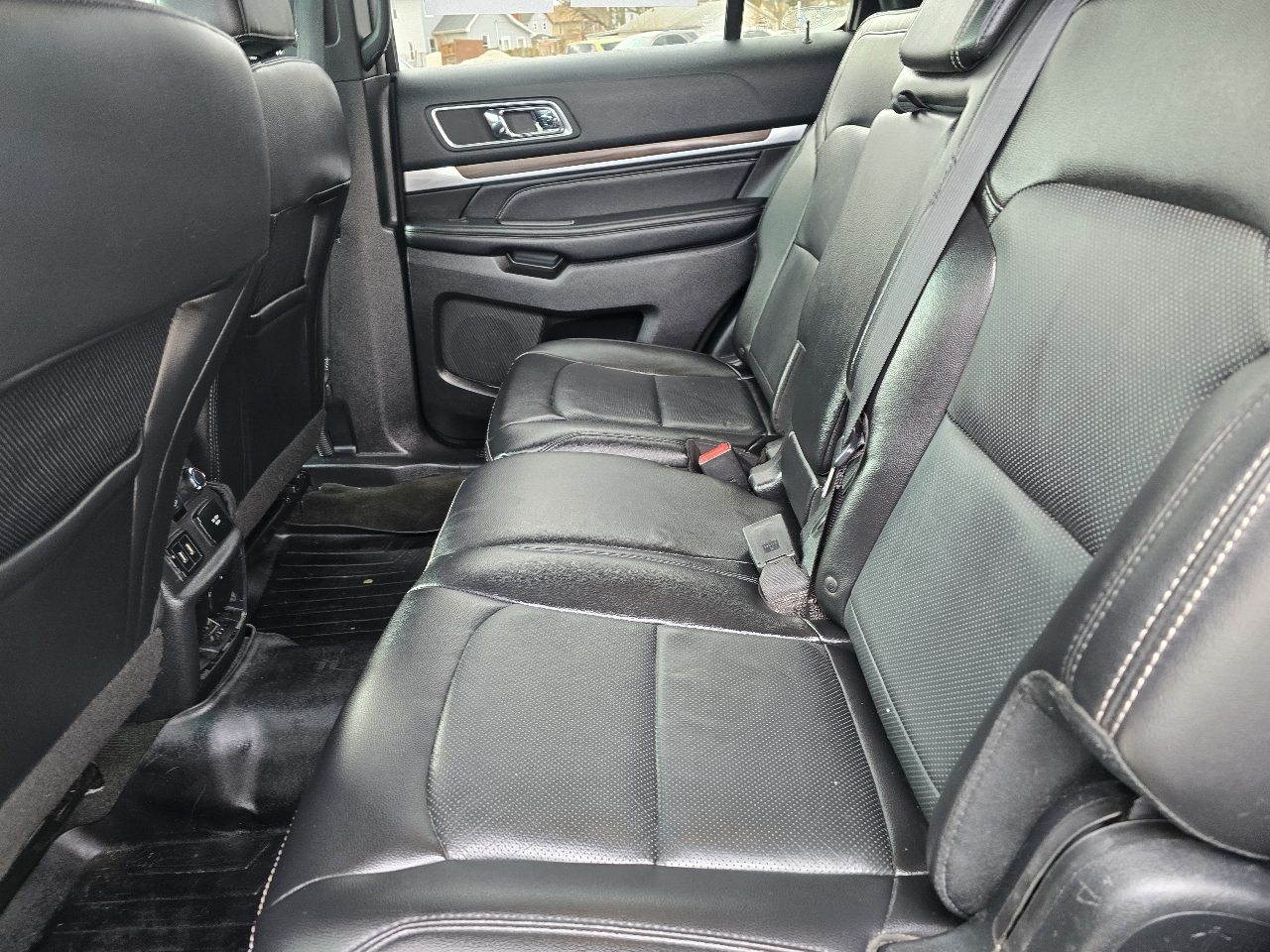 Ford Explorer Limited 4WD 2017