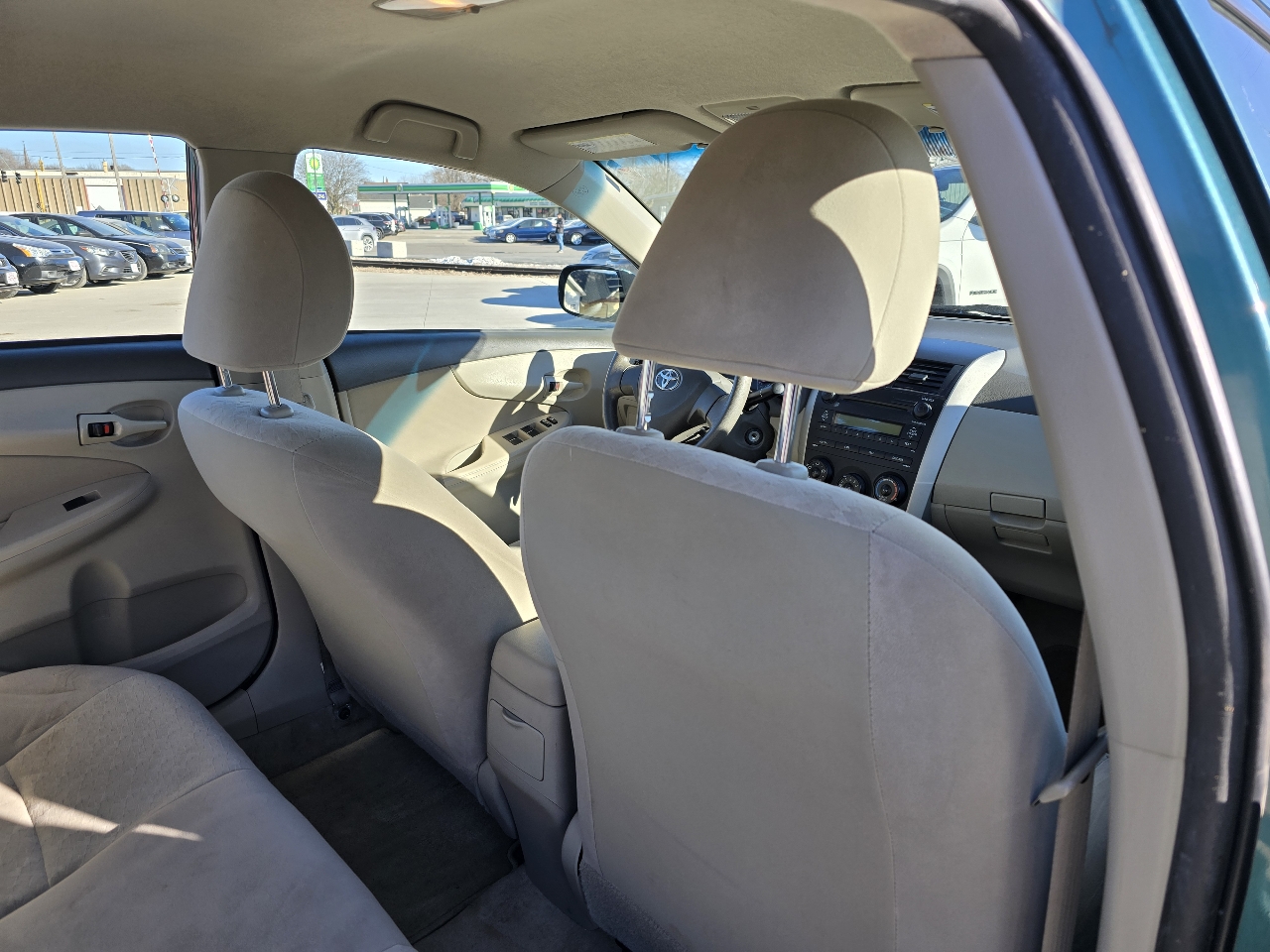 Toyota Corolla LE 4-Speed AT 2009