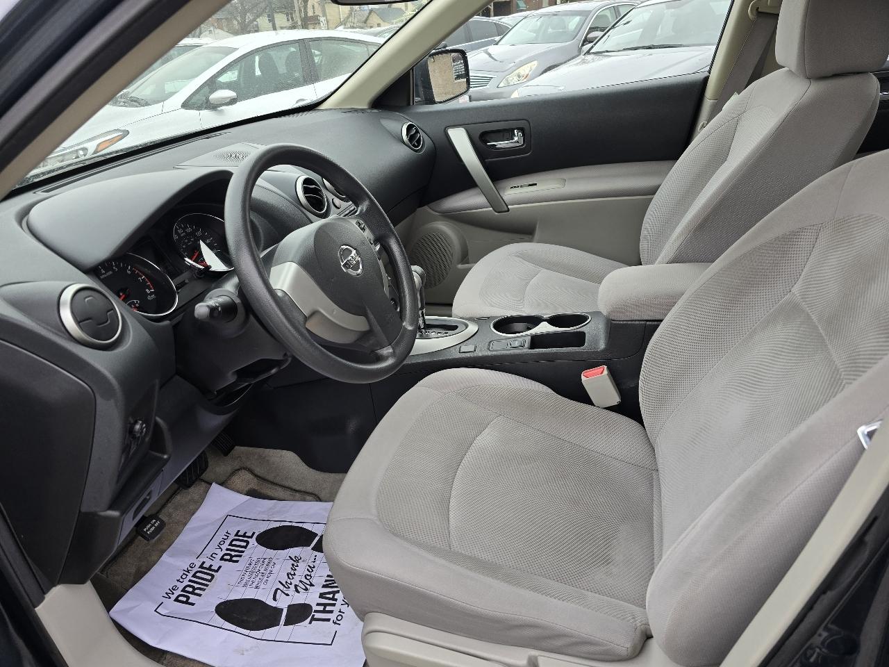 Nissan Rogue SV AWD 2013