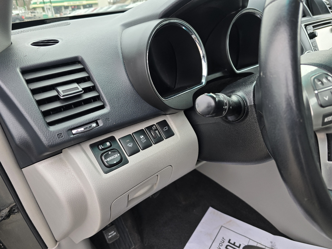 Toyota Highlander Base 4WD 2013