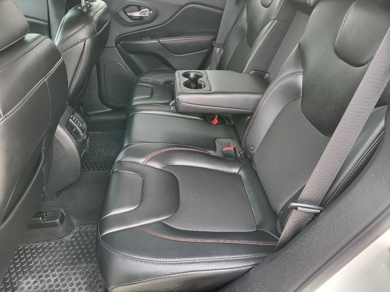 Jeep Cherokee Trailhawk 4WD 2019