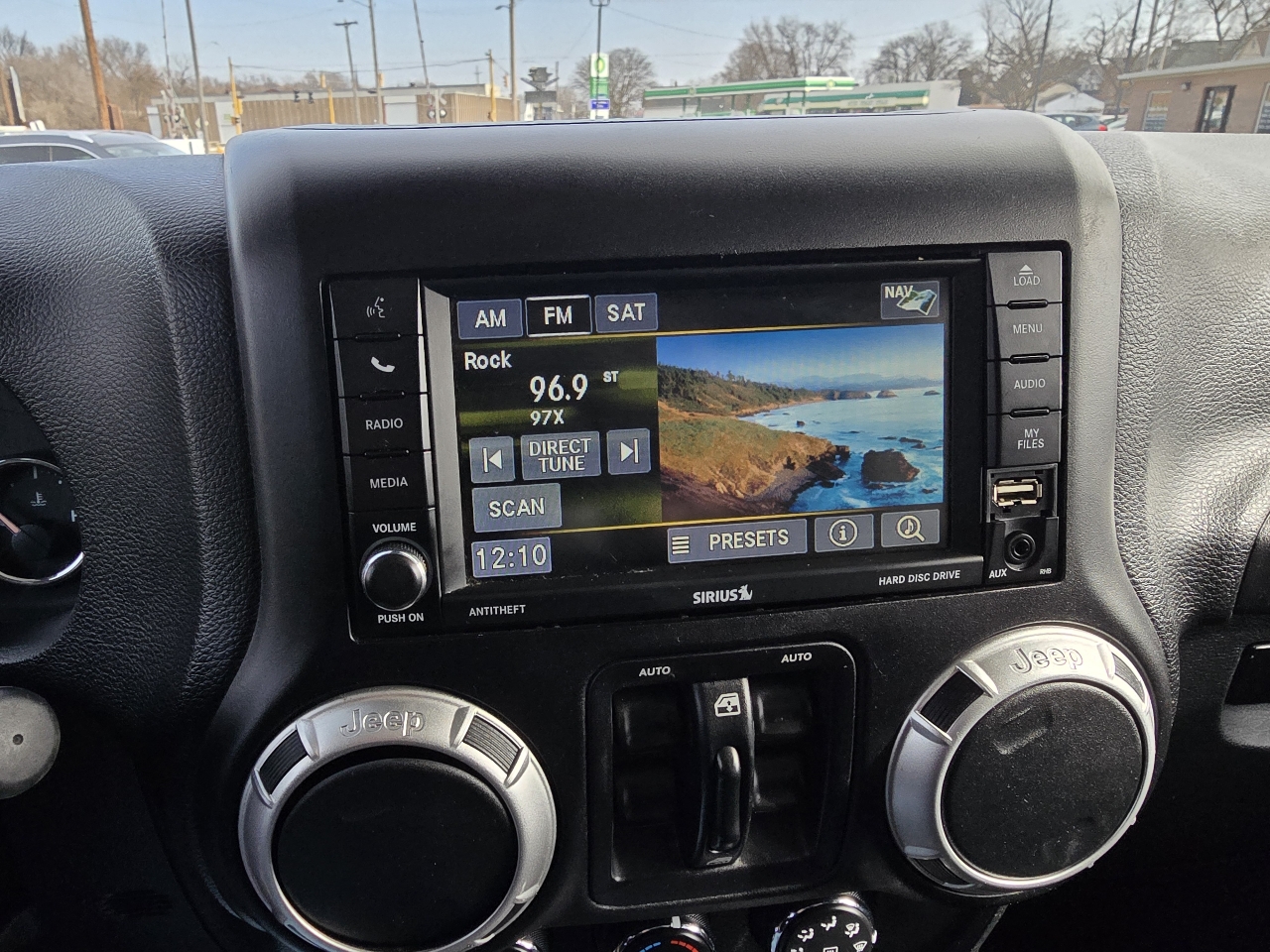 Jeep Wrangler Unlimited Sahara 4WD 2015