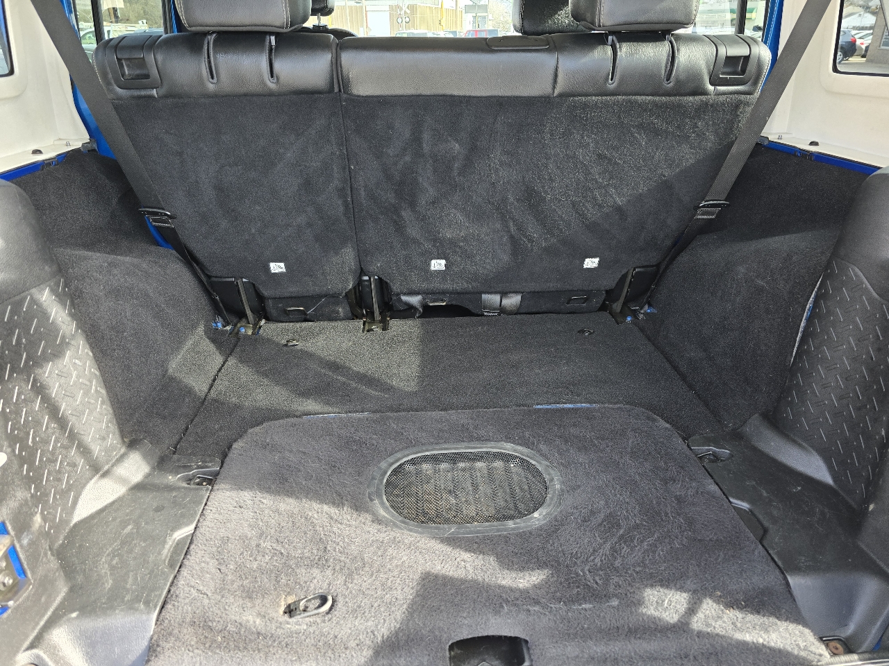 Jeep Wrangler Unlimited Sahara 4WD 2015