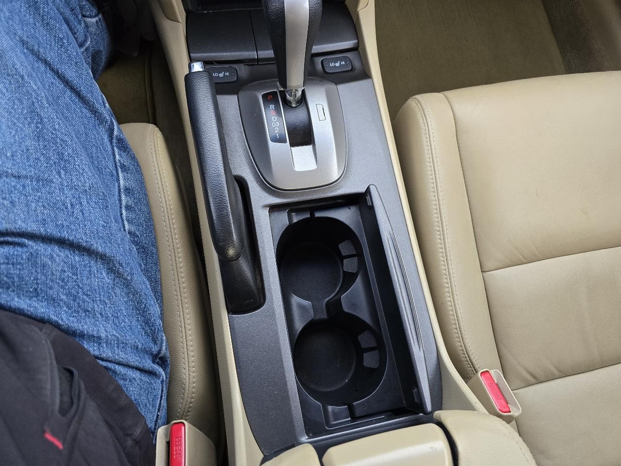 Honda Accord EX-L V6 Sedan AT 2012