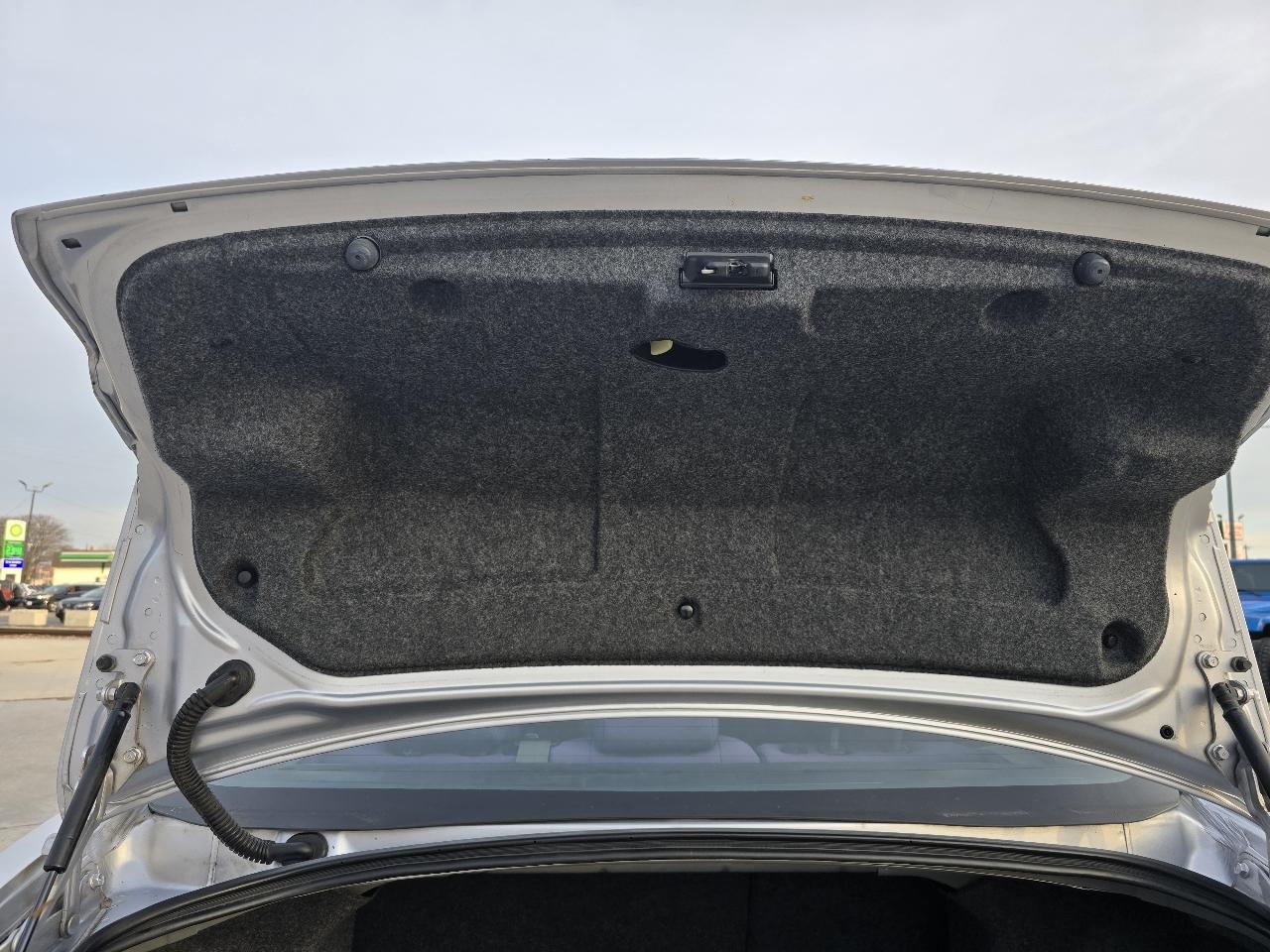 Mitsubishi Lancer ES 2010