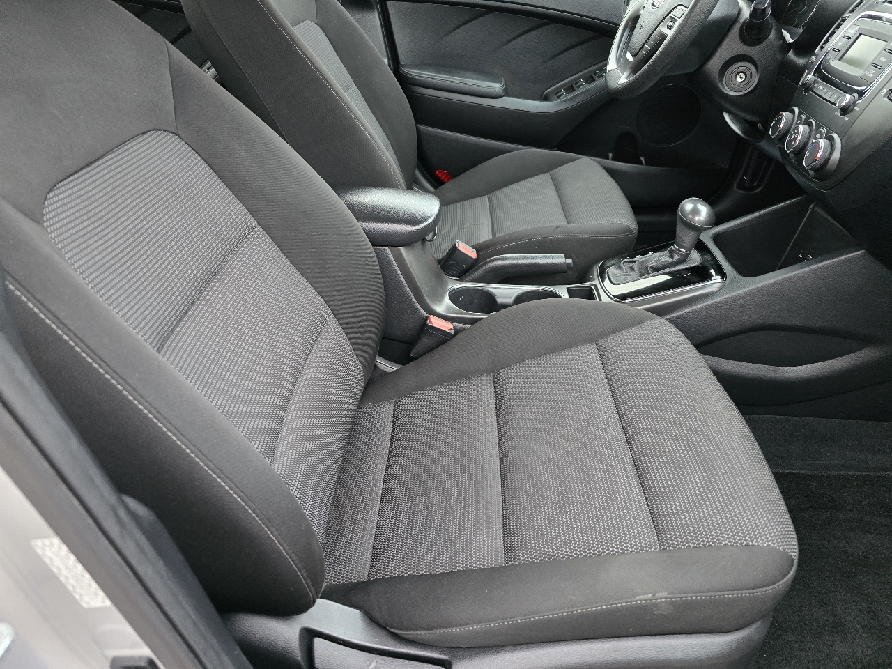 Kia Forte LX 6A 2017