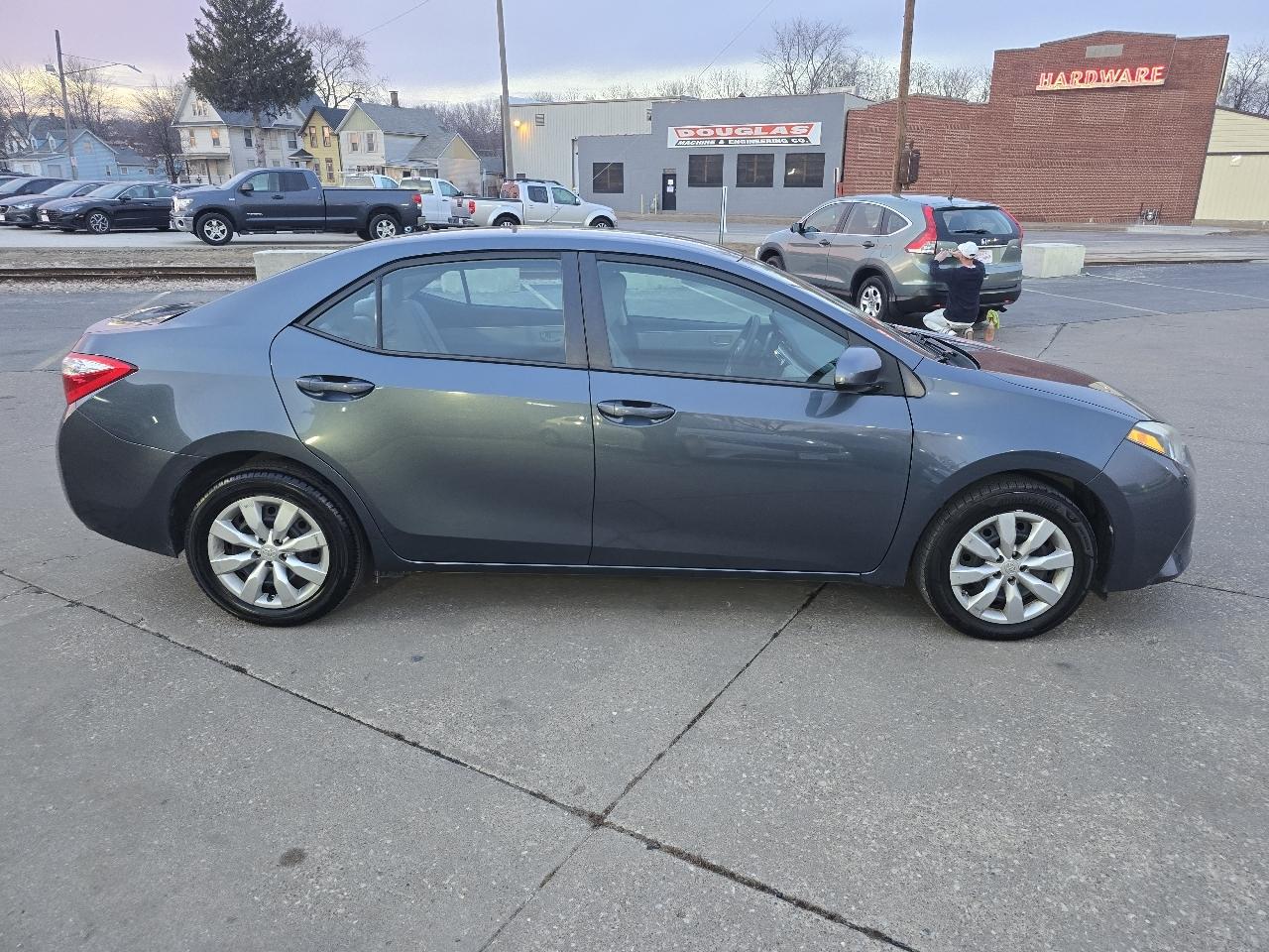 Toyota Corolla LE CVT 2015