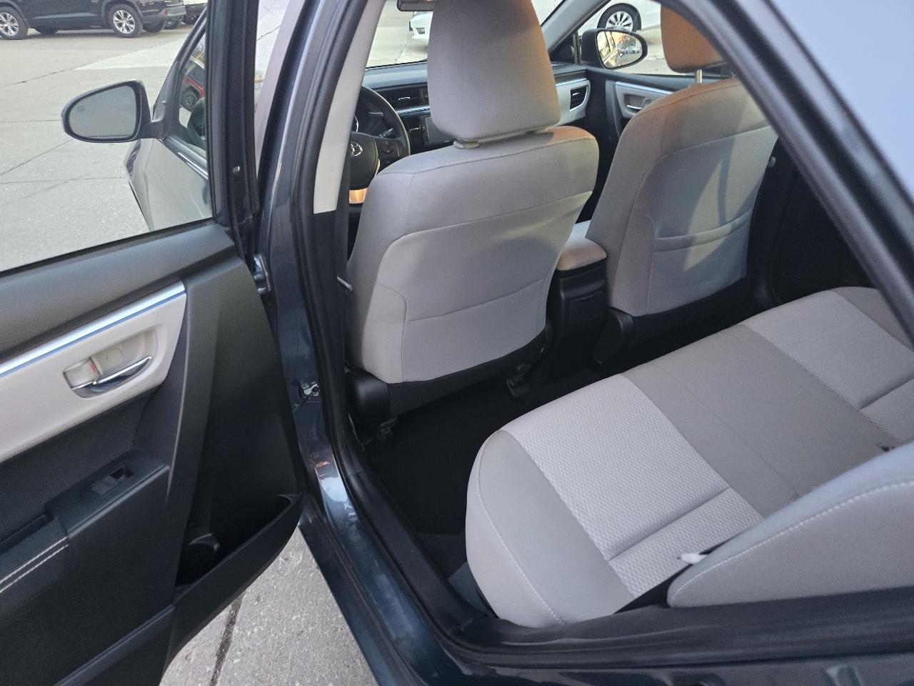 Toyota Corolla LE CVT 2015