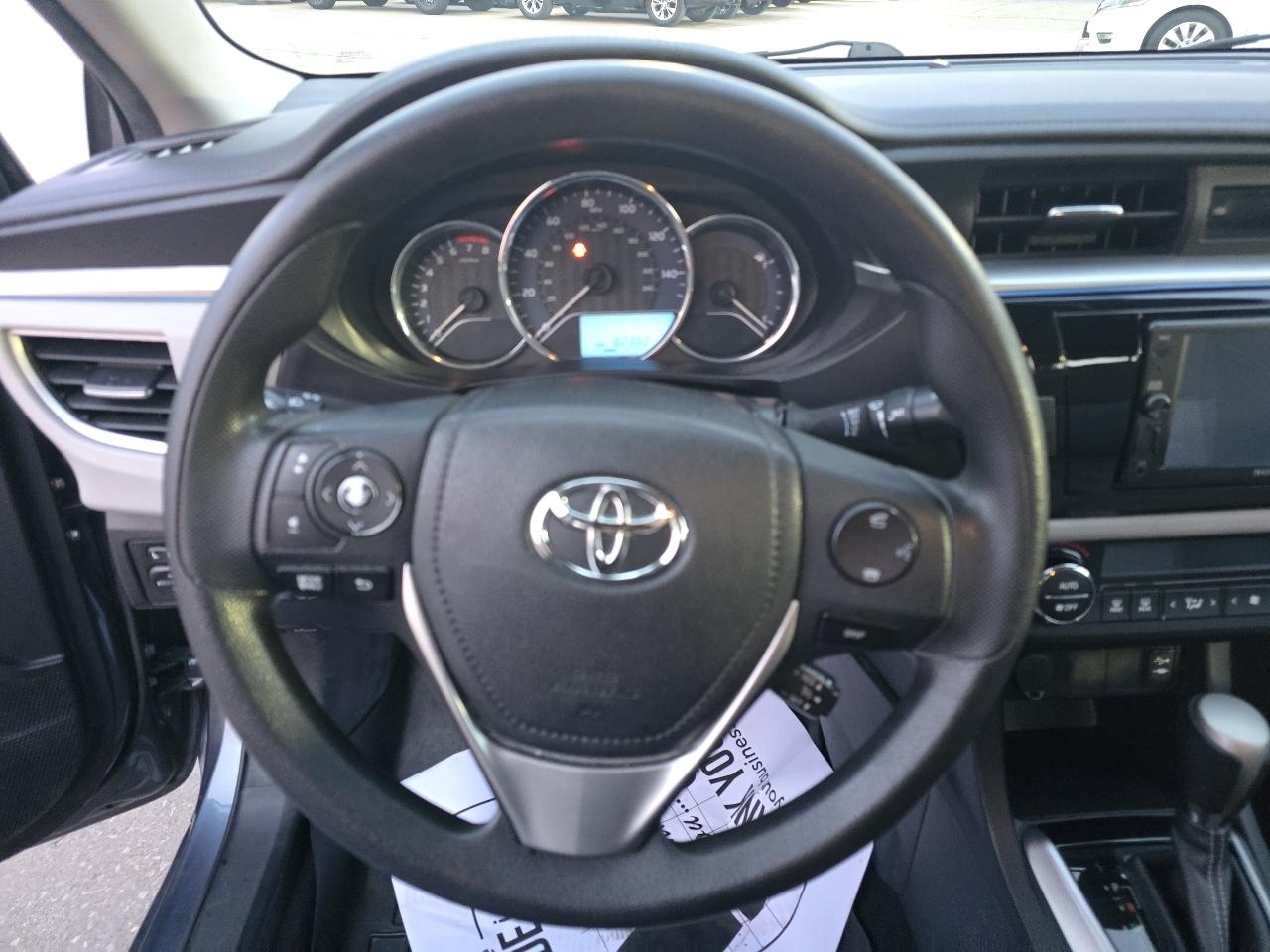 Toyota Corolla LE CVT 2015