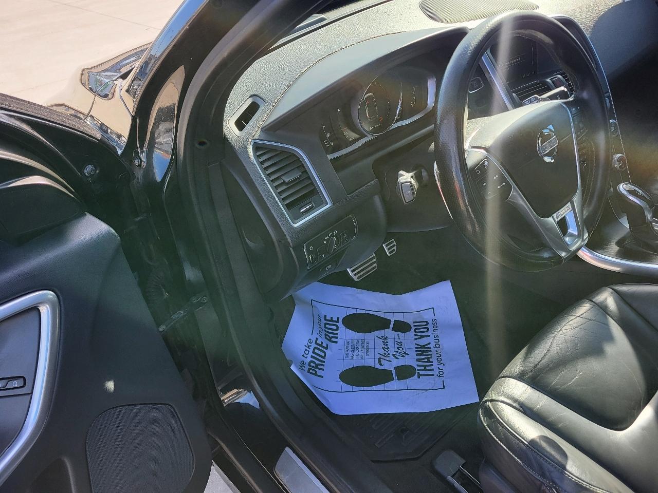 Volvo XC60 T6 R-Design Platinum AWD 2015