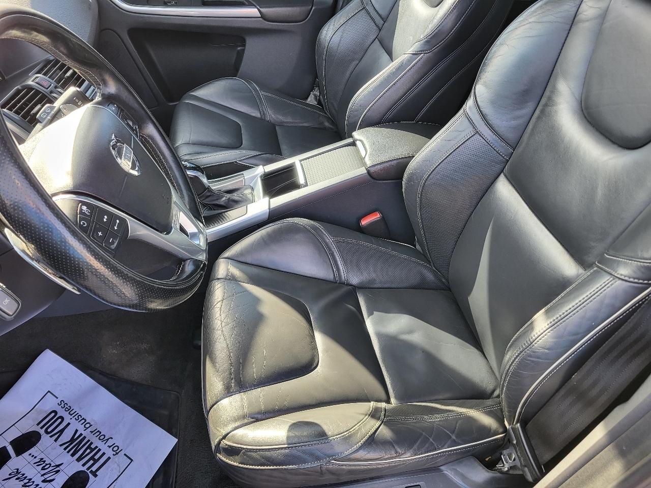 Volvo XC60 T6 R-Design Platinum AWD 2015