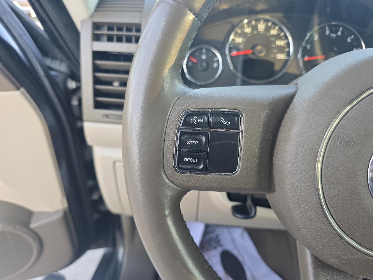 Jeep Liberty Sport 4WD 2012