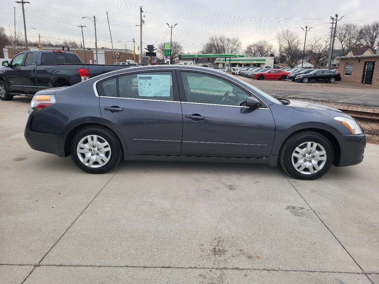 Nissan Altima 2.5 S 2010