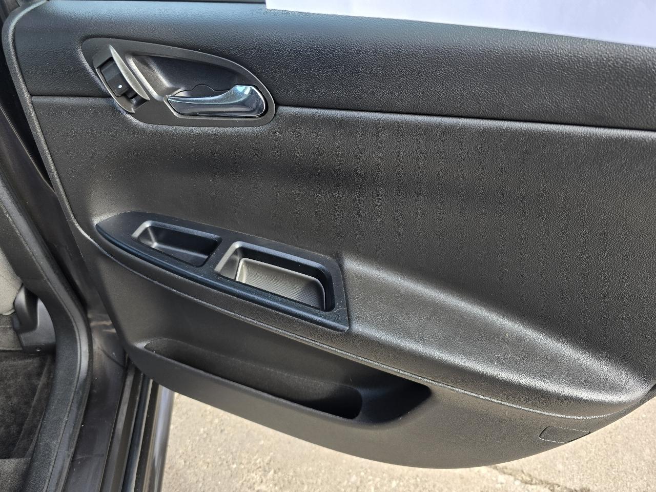 Chevrolet Impala LS 2009